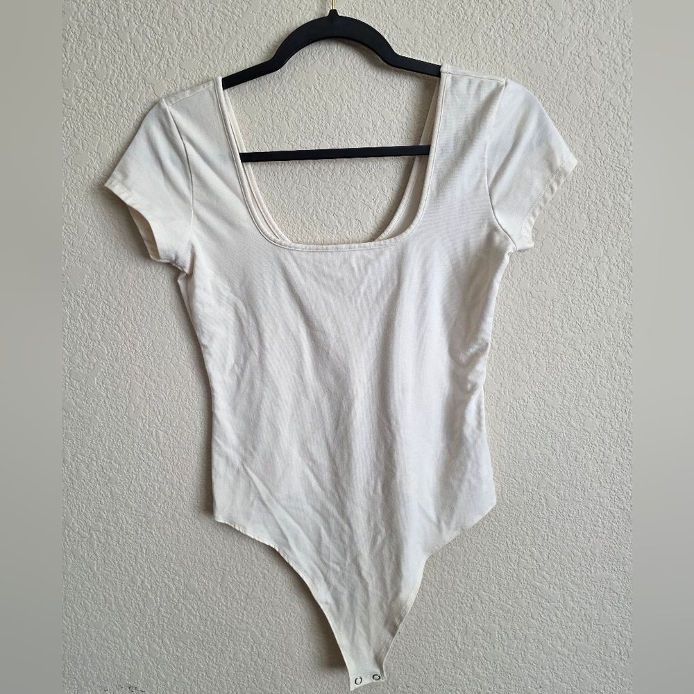 American Eagle Cream Top